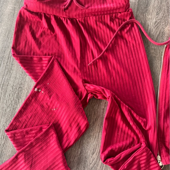 SHEIN Red Ribbed Two-Piece Set - Picture 3 of 9